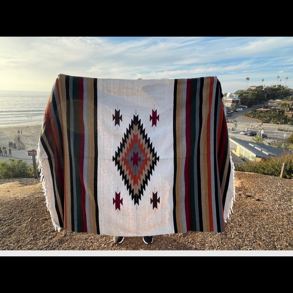 Woven blanket